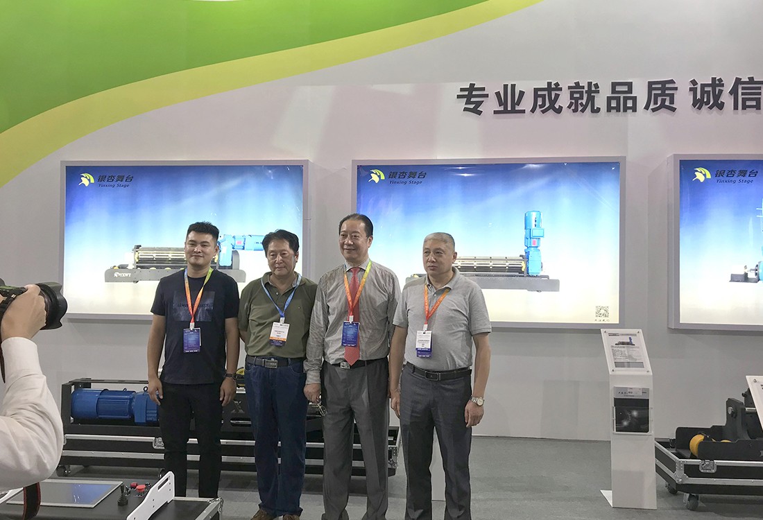 江蘇金銀杏舞臺設(shè)備有限公司